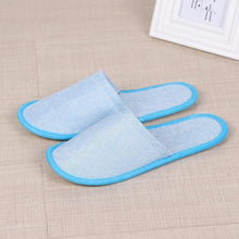 Load image into Gallery viewer, 2019 New Simple Unisex Slippers Hotel Travel Spa Portable Men Slippers Disposable Home Guest Indoor Cotton Fabric Men Slipper
